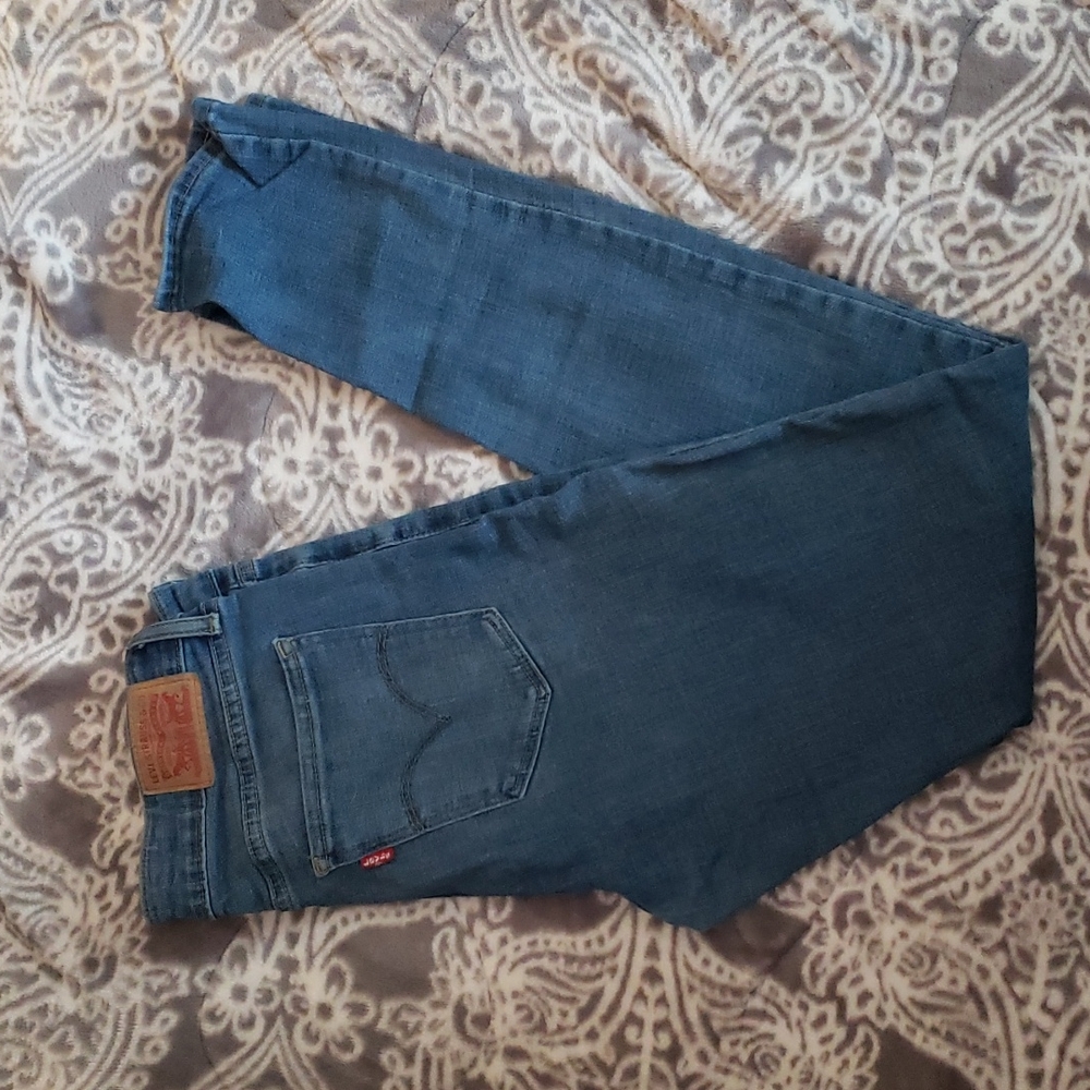 Levi 711 Skinny jeans size 30